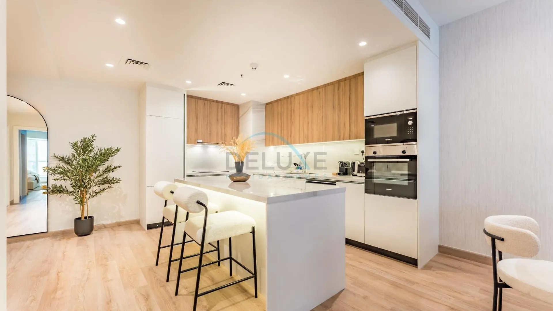 Apartment Renovated 1Br With Partial Sea And City Views Near Beach, Elite Residence, Dubai Marina By Deluxe Holiday Homes