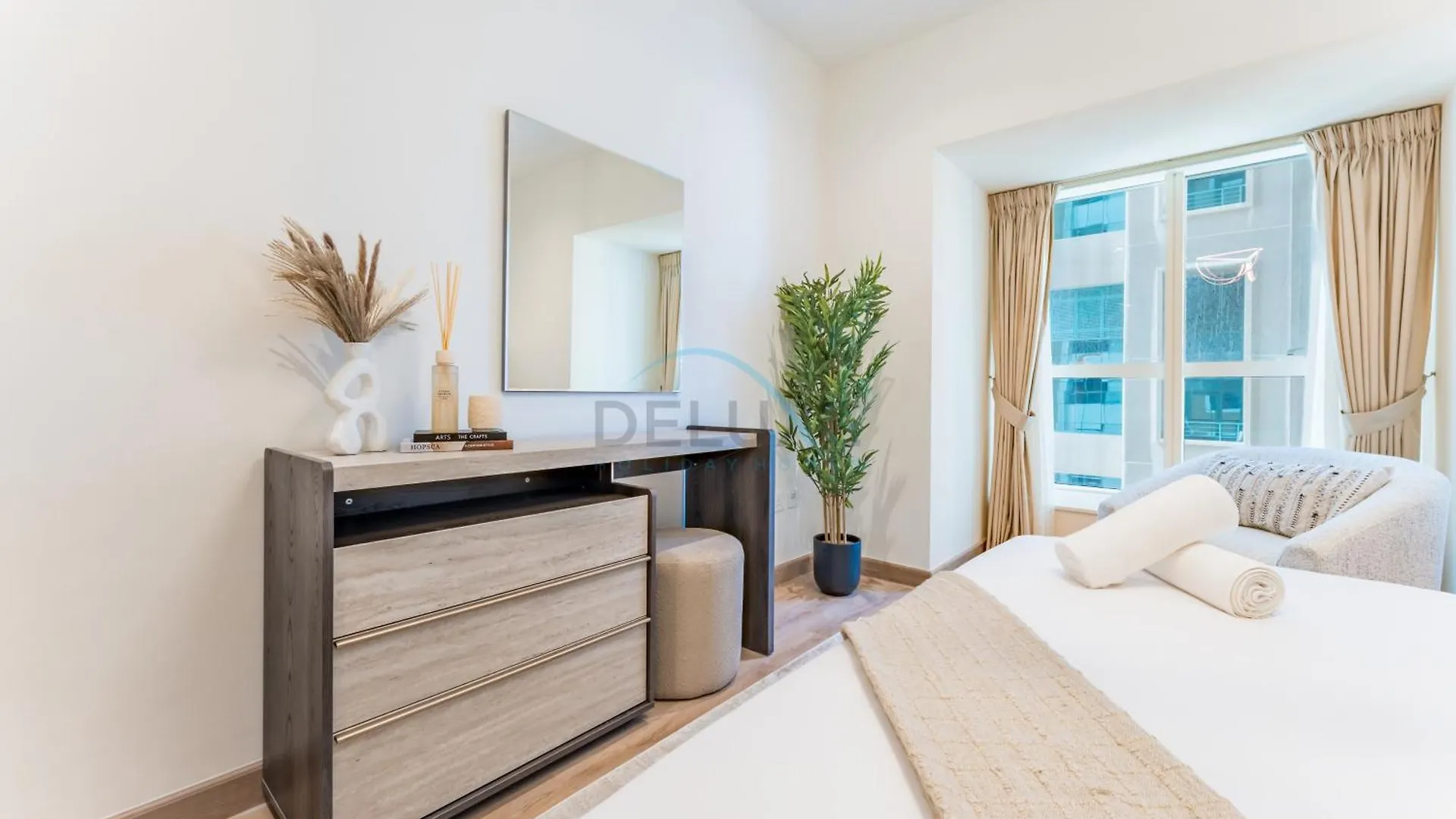 Renovated 1Br With Partial Sea And City Views Near Beach, Elite Residence, Dubai Marina By Deluxe Holiday Homes