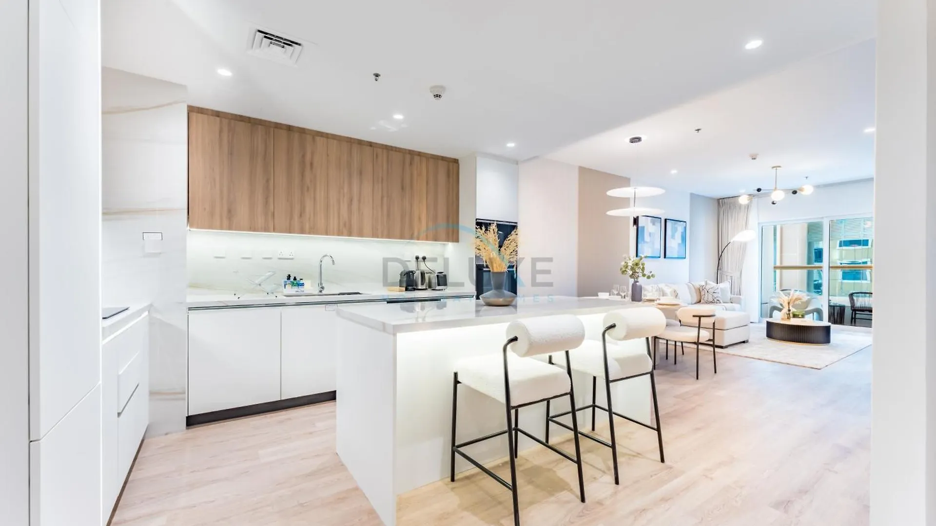 Apartment Renovated 1Br With Partial Sea And City Views Near Beach, Elite Residence, Dubai Marina By Deluxe Holiday Homes
